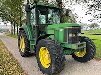 1994 john deere 6100 vierwielaangedreven landbouwtractor - afbeelding 23 van  28