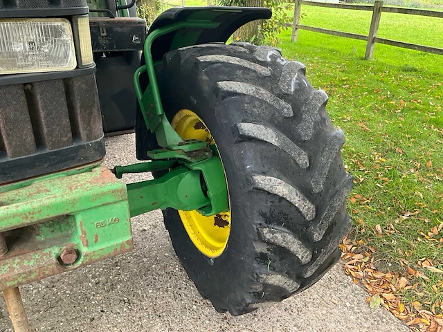 1994 john deere 6100 vierwielaangedreven landbouwtractor - afbeelding 4 van  37