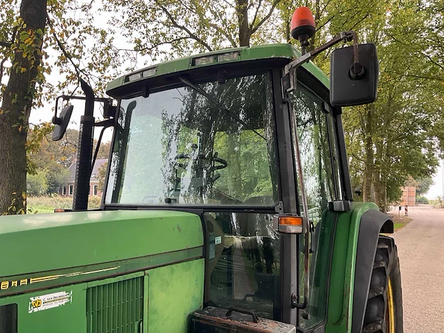 1994 john deere 6100 vierwielaangedreven landbouwtractor - afbeelding 6 van  37