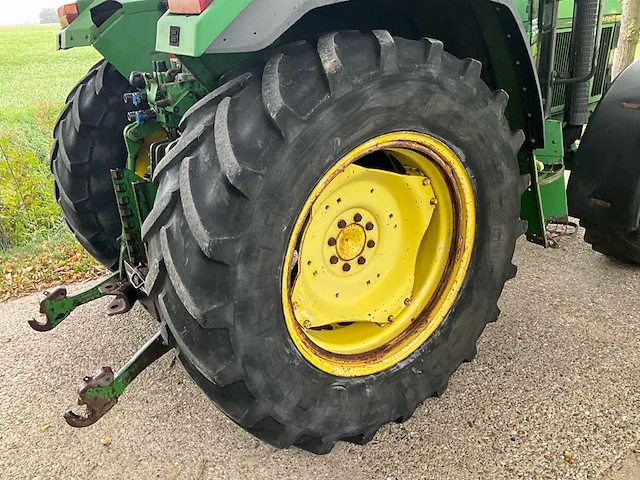 1994 john deere 6100 vierwielaangedreven landbouwtractor - afbeelding 29 van  37