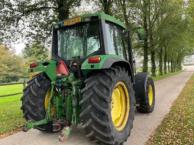 1994 john deere 6100 vierwielaangedreven landbouwtractor - afbeelding 33 van  37