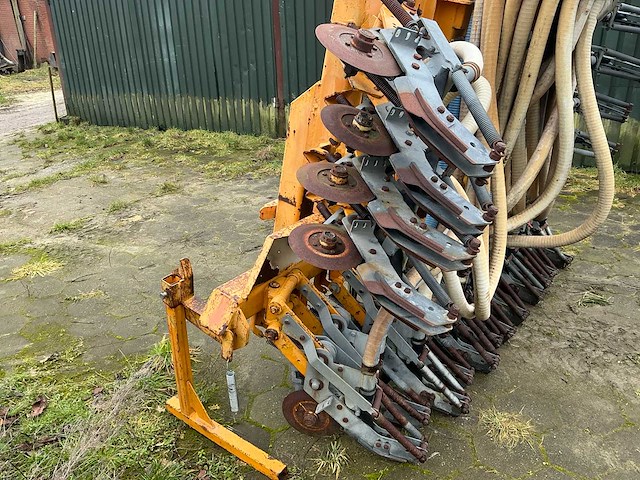 1994 joskin 4300/20gh akker- en graslandbemester - afbeelding 2 van  16