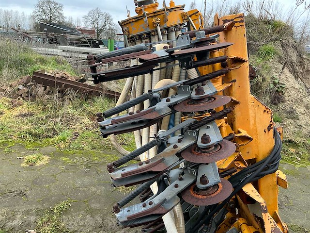 1994 joskin 4300/20gh akker- en graslandbemester - afbeelding 2 van  11