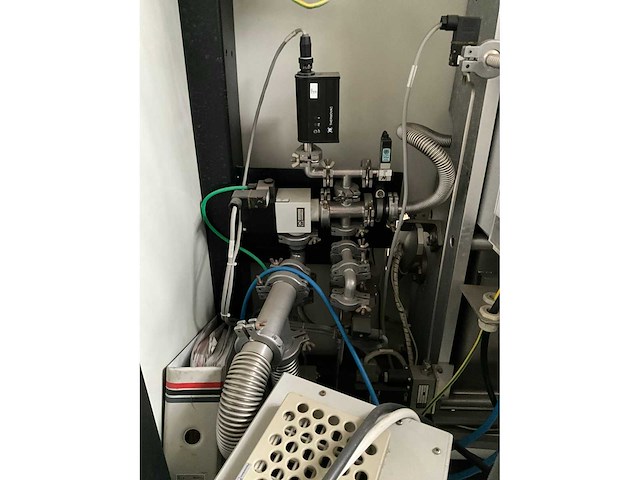 1994 leybold ag master met 240 vacuüm metallisatie-/ pvd coating installatie - afbeelding 2 van  13
