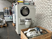 1994 leybold ag master met 240 vacuüm metallisatie-/ pvd coating installatie - afbeelding 7 van  13