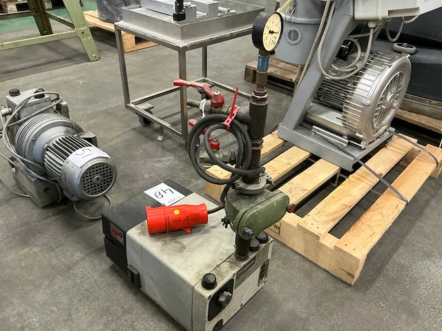 1994 leybold sv16 vacuüm pompunit - afbeelding 1 van  7