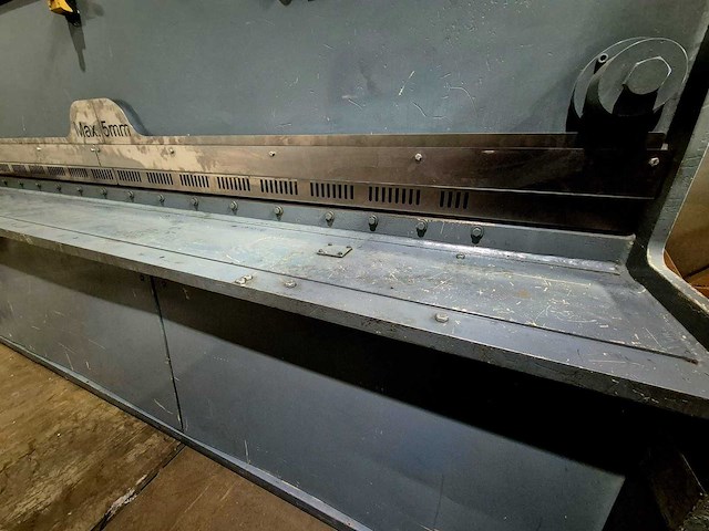 1994 lvd hst-c 31/6 - hydraulische guillotineschaar - afbeelding 2 van  5