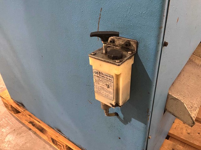 1994 lvd var 250/6 hydraulische uithoekmachine - afbeelding 4 van  16