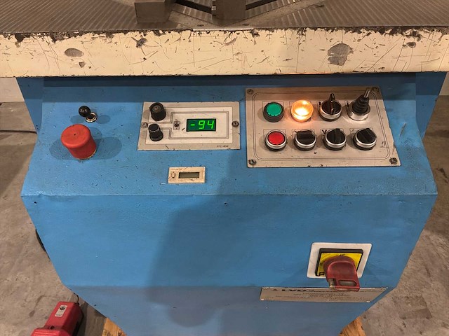 1994 lvd var 250/6 hydraulische uithoekmachine - afbeelding 16 van  16