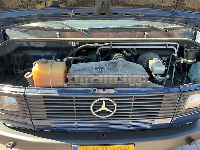 1994 mercedes-benz 609 d ex politie voertuig - afbeelding 34 van  36