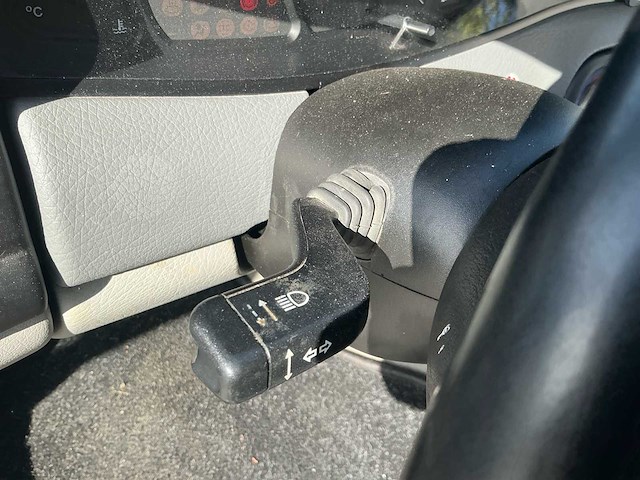 1994 opel omega 2.0i-16v gl personenauto - afbeelding 7 van  18