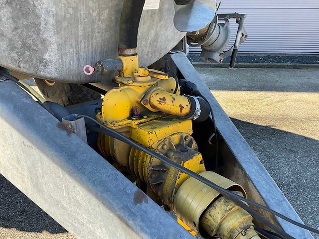 1994 peecon 7000 mesttank - afbeelding 16 van  17