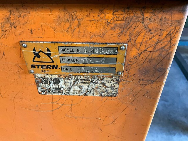 1994 stern 8.406.000 pneumatische buigmachine - afbeelding 4 van  5