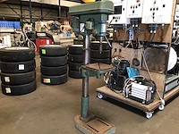 1994 uwm 25 kolomboormachine