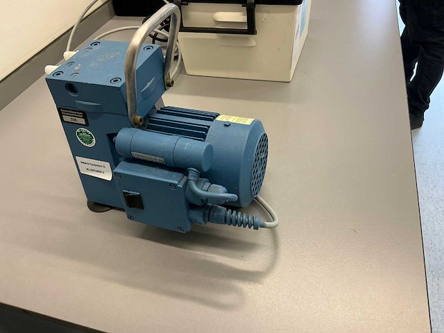 1994 vacuuubrand s me2c/1.7 vacuuumpomp - afbeelding 5 van  6