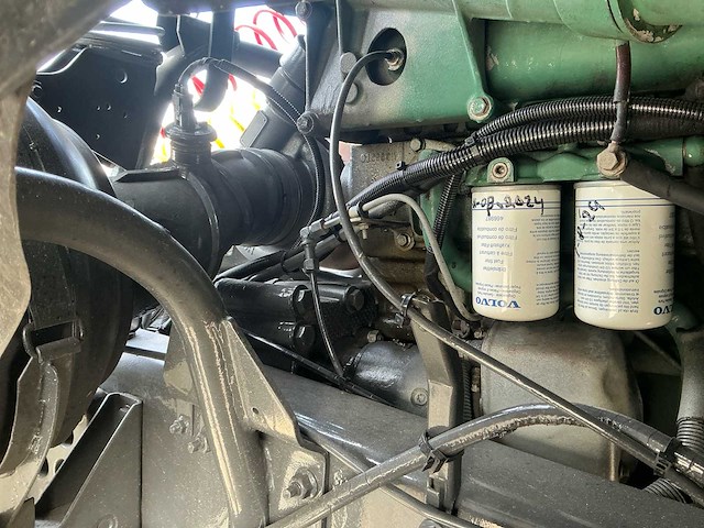 1994 volvo f16 oldtimer vrachtwagen - afbeelding 18 van  84