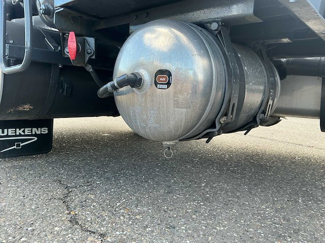 1994 volvo f16 oldtimer vrachtwagen - afbeelding 30 van  84