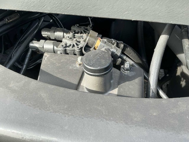 1994 volvo f16 oldtimer vrachtwagen - afbeelding 39 van  84