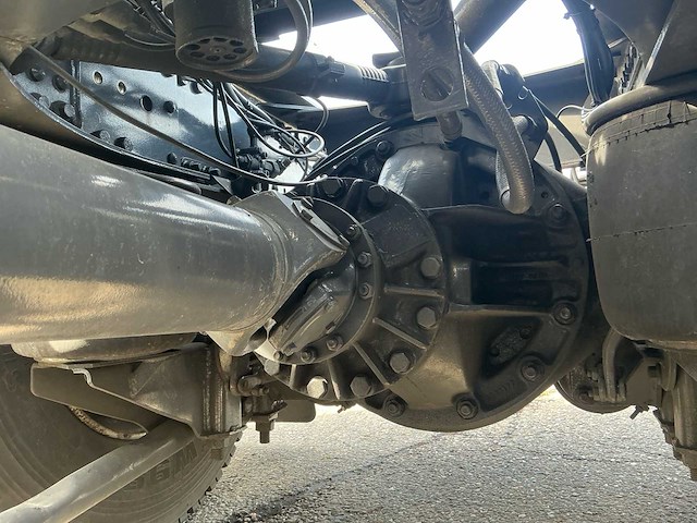 1994 volvo f16 oldtimer vrachtwagen - afbeelding 42 van  84