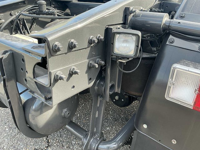 1994 volvo f16 oldtimer vrachtwagen - afbeelding 48 van  84