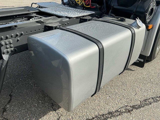 1994 volvo f16 oldtimer vrachtwagen - afbeelding 52 van  84