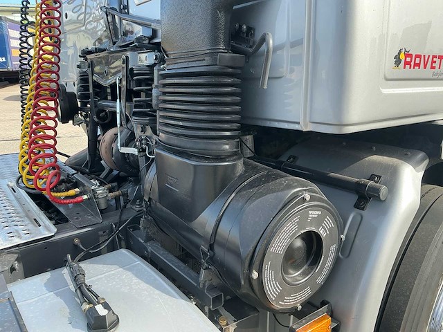 1994 volvo f16 oldtimer vrachtwagen - afbeelding 53 van  84