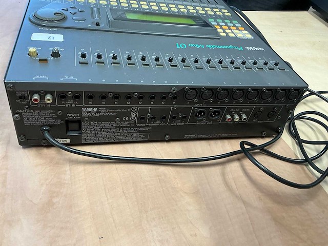 1994 yamaha promix 01 digitale mengtafel - afbeelding 4 van  5