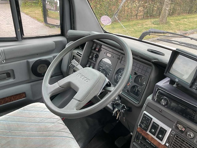 1995 - iveco laika 40.12 - camper/kampeerwagen - afbeelding 6 van  33