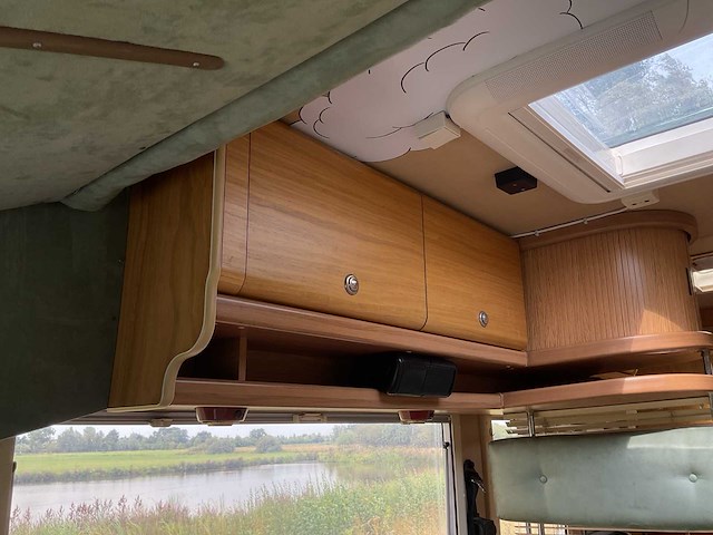 1995 - iveco laika 40.12 - camper/kampeerwagen - afbeelding 18 van  33