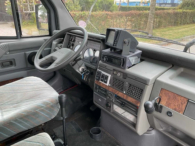 1995 - iveco laika 40.12 - camper/kampeerwagen - afbeelding 5 van  47