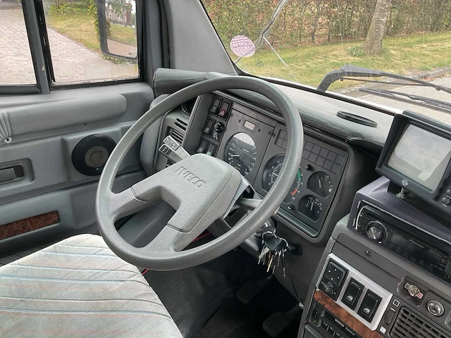 1995 - iveco laika 40.12 - camper/kampeerwagen - afbeelding 6 van  47