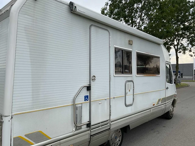 1995 - iveco laika 40.12 - camper/kampeerwagen - afbeelding 47 van  47