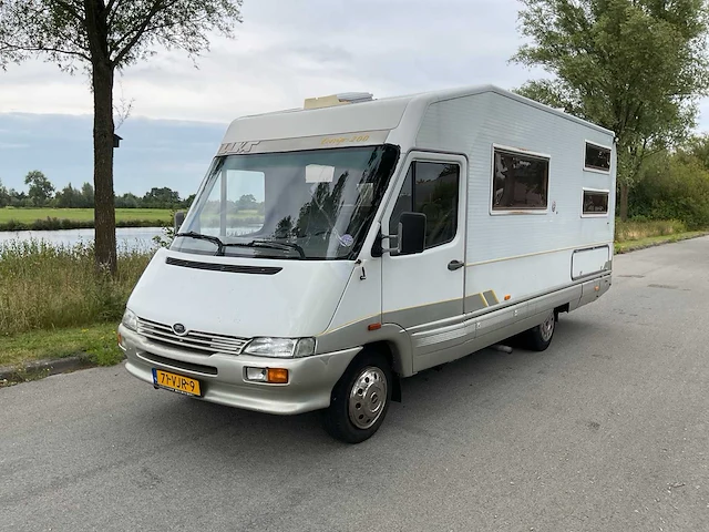 1995 - iveco laika 40.12 - camper/kampeerwagen - afbeelding 1 van  47
