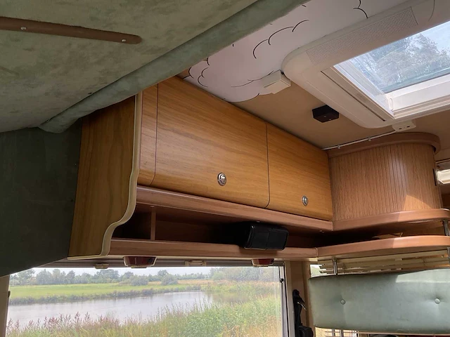 1995 - iveco laika 40.12 - camper/kampeerwagen - afbeelding 18 van  47
