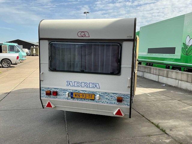 1995 adria 5001dd caravan - afbeelding 14 van  19