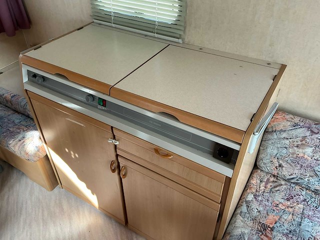 1995 adria 5001dd caravan - afbeelding 6 van  16