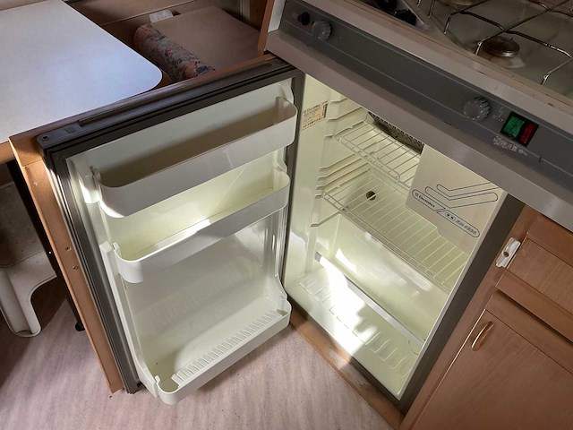 1995 adria 5001dd caravan - afbeelding 9 van  16