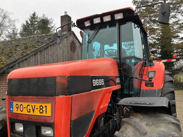 1995 agco-allis 9695 vierwielaangedreven landbouwtractor - afbeelding 3 van  21