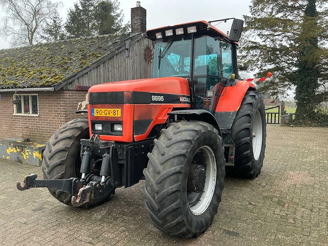 1995 agco-allis 9695 vierwielaangedreven landbouwtractor - afbeelding 1 van  21
