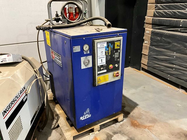 1995 airpress rle20 schroefcompressor - afbeelding 1 van  5