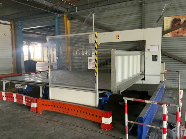 1995 albrecht bäumer kg rk verticale schuimrubber snijmachine - afbeelding 3 van  7