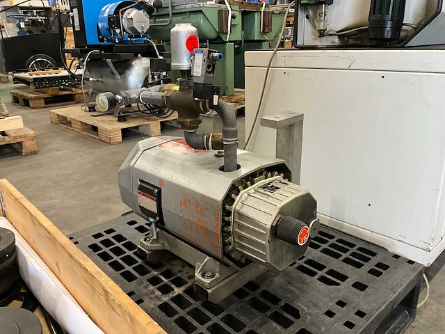 1995 becker vt 3.40 vacuümpomp - afbeelding 2 van  5