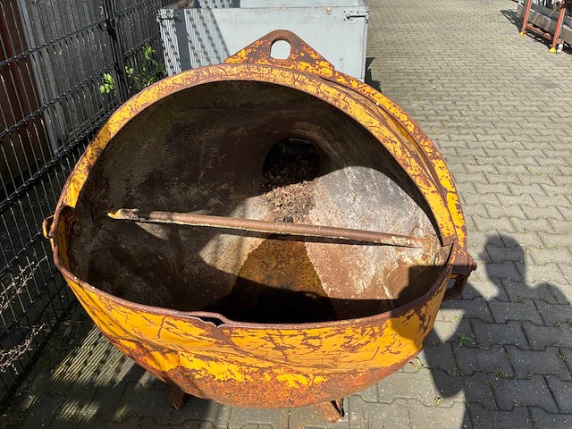 1995 beco 600lr betonkubel - afbeelding 3 van  4