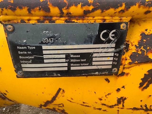 1995 beco kubel 500 l betonkubel - afbeelding 1 van  1