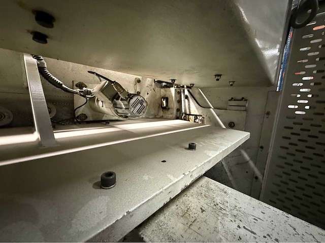 1995 beyeler v.r 6.5x3070 pons- en knipmachine - afbeelding 10 van  10