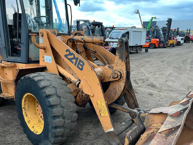 1995 case 221b shovel - afbeelding 11 van  36