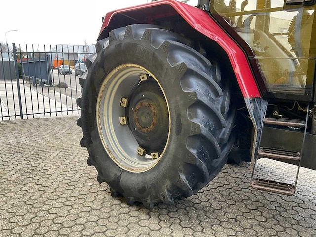 1995 case ih 5140a vierwielaangedreven landbouwtractor - afbeelding 2 van  28