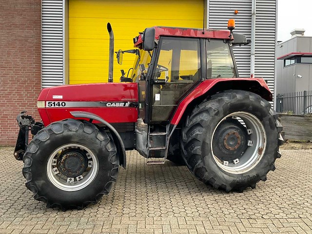 1995 case ih 5140a vierwielaangedreven landbouwtractor - afbeelding 12 van  28
