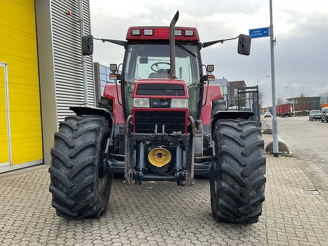 1995 case ih 5140a vierwielaangedreven landbouwtractor - afbeelding 22 van  28