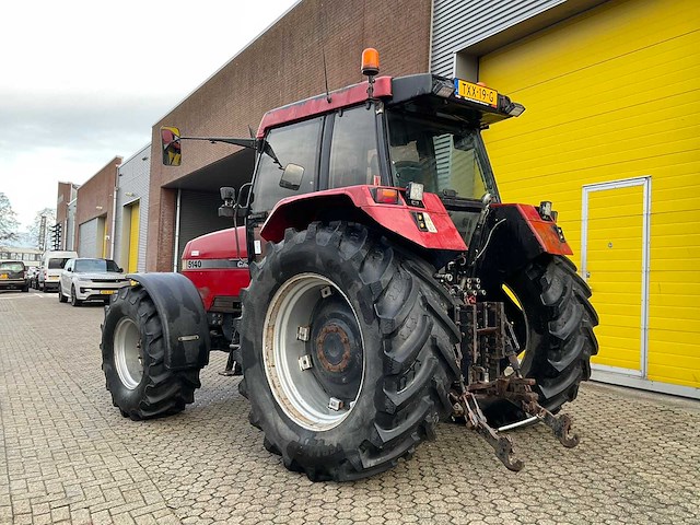 1995 case ih 5140a vierwielaangedreven landbouwtractor - afbeelding 24 van  28